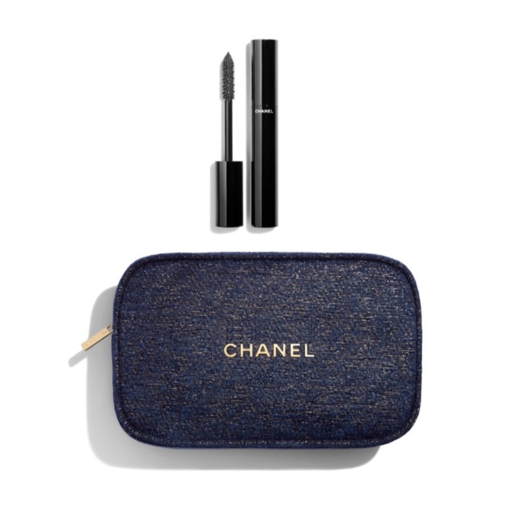CHANEL A SIGHT TO SEE Makeup Set Limited Edition 2023 Chanel Holiday Gift Set